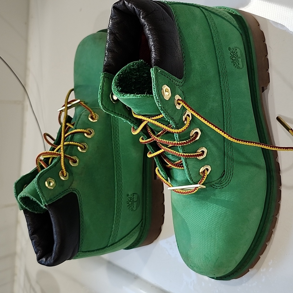 Timberland , Womens Ankle Boots. Great Spring Color - Picture 7 of 8